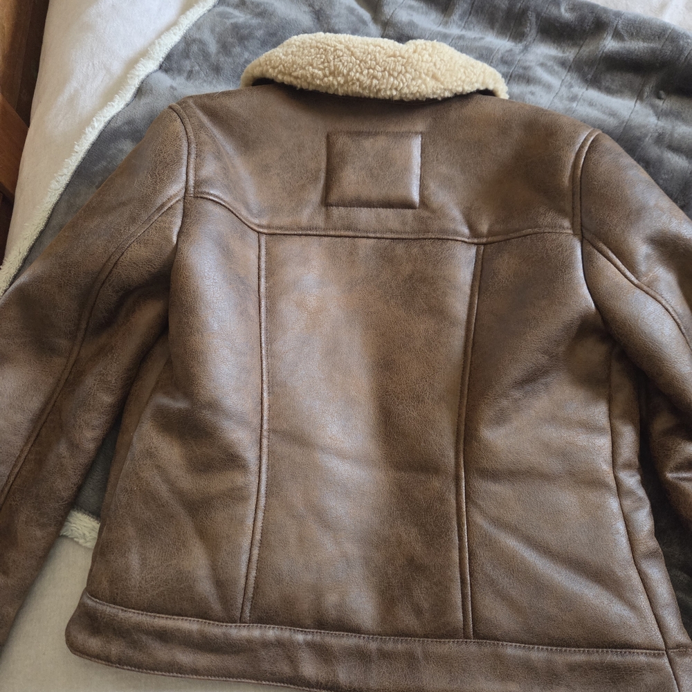 Levi's Brown Sherpa Lined Jacket - Picture 5 of 6